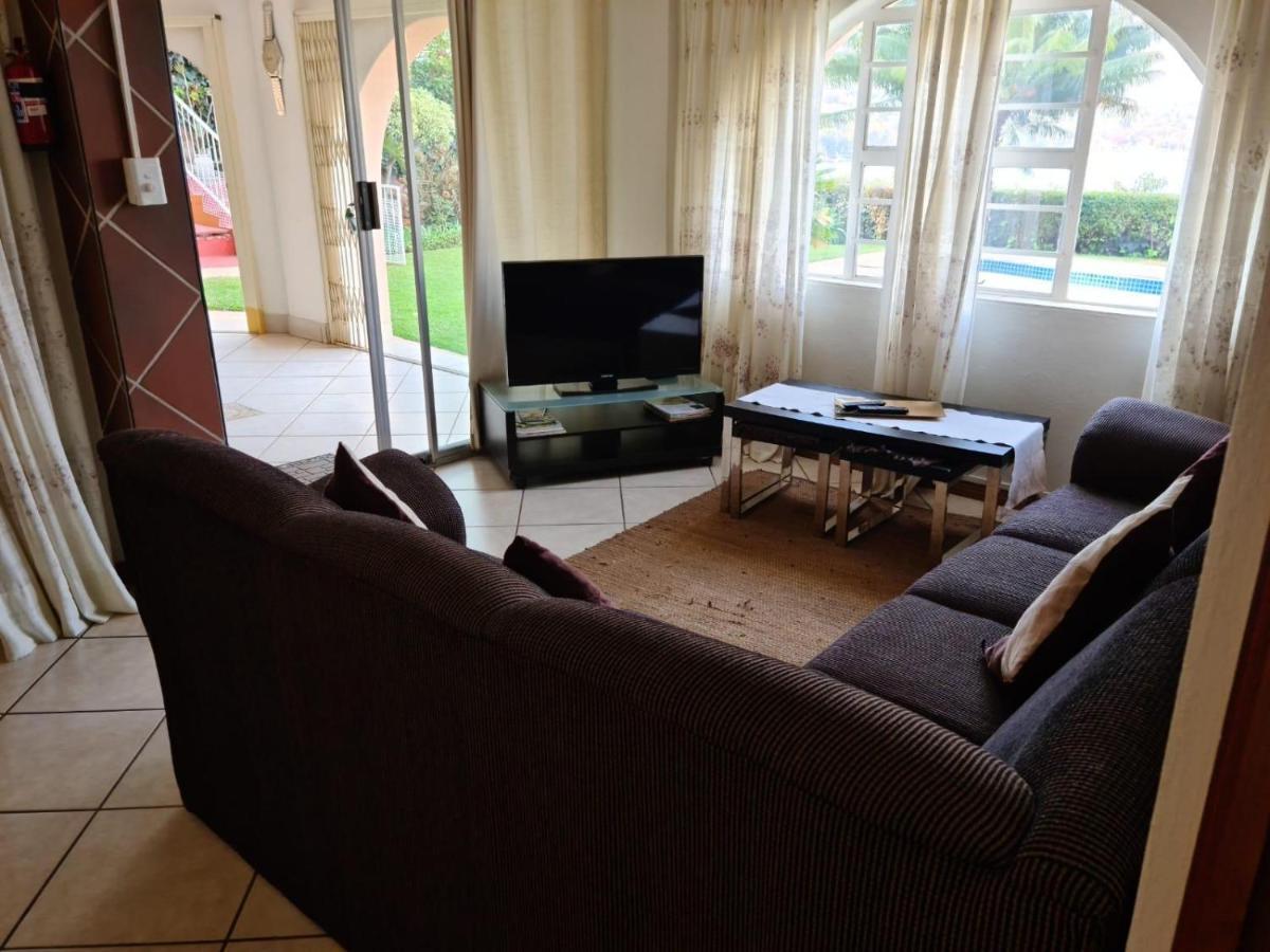 Kosmos View Luxury Apartments Hartbeespoort Esterno foto